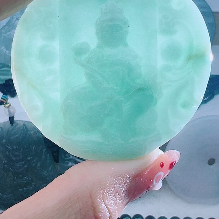 翡翠吊坠(不含链)未镶嵌