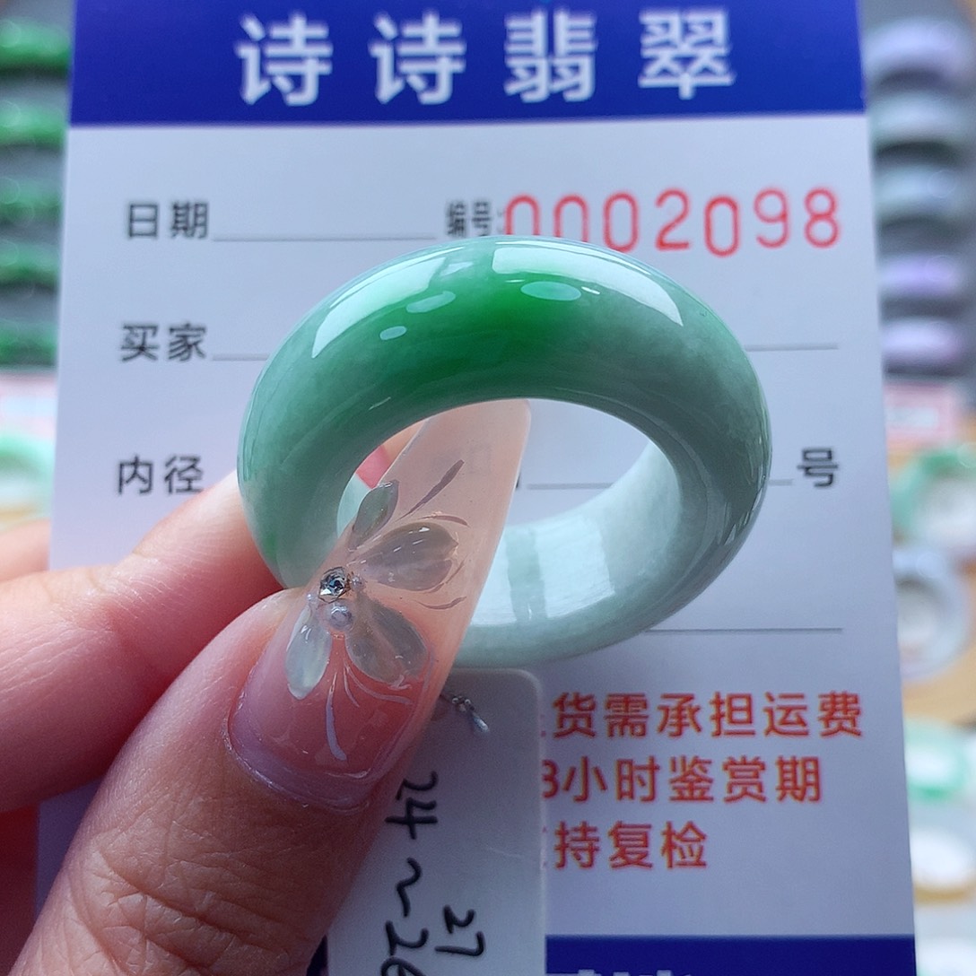 翡翠戒指未镶嵌哦**.缅甸A货