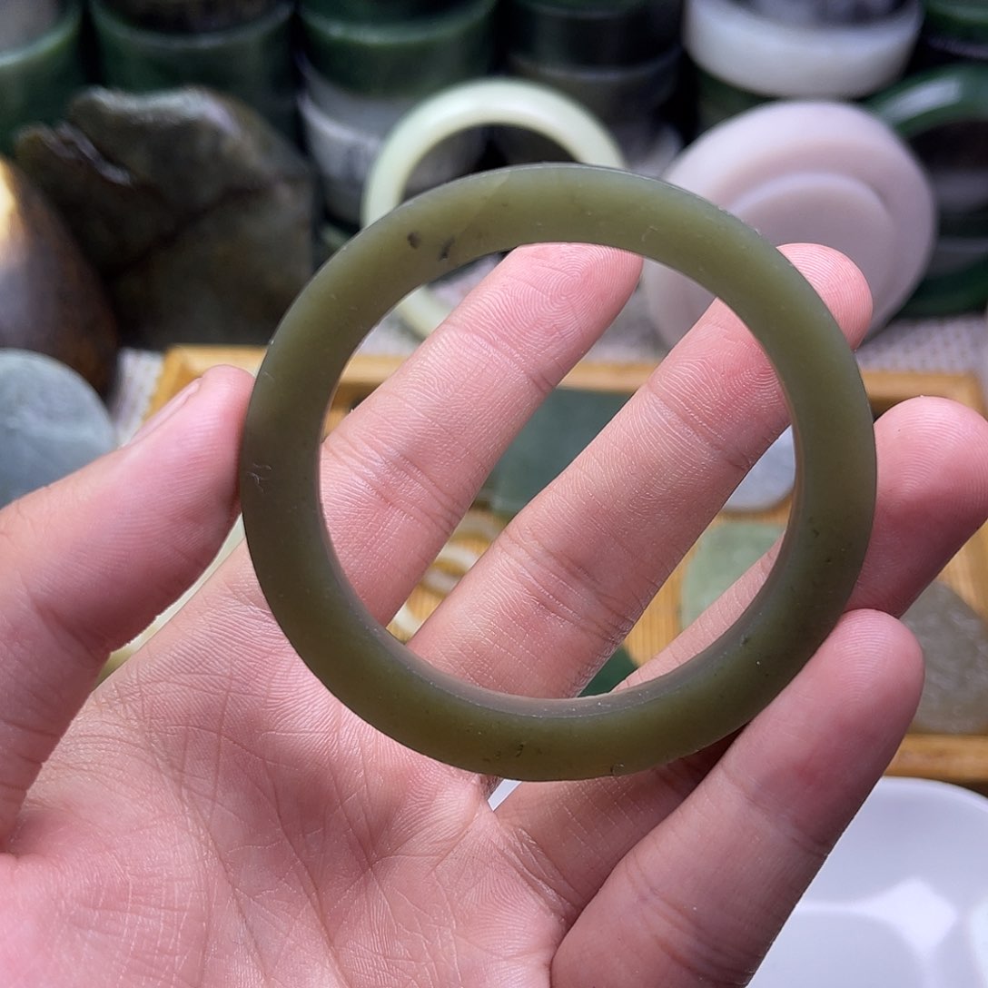 未镶嵌和田玉车挂