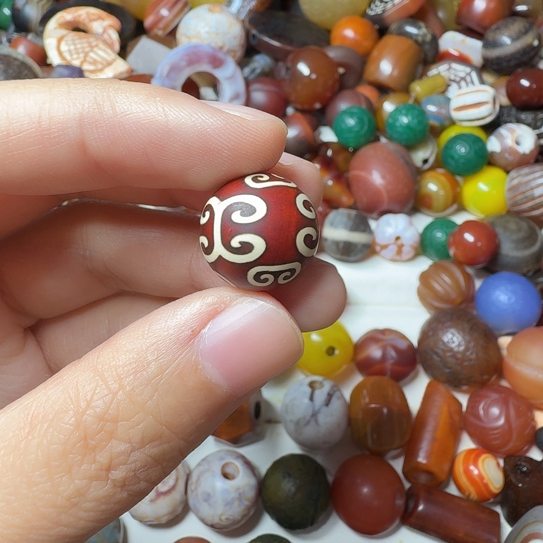 琦***玛瑙/玉髓未镶嵌满30包邮