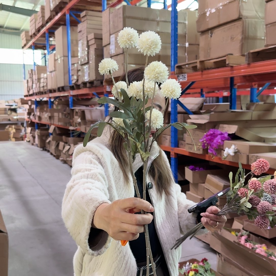 赵****27号「闪购」仿真花，公主请下单