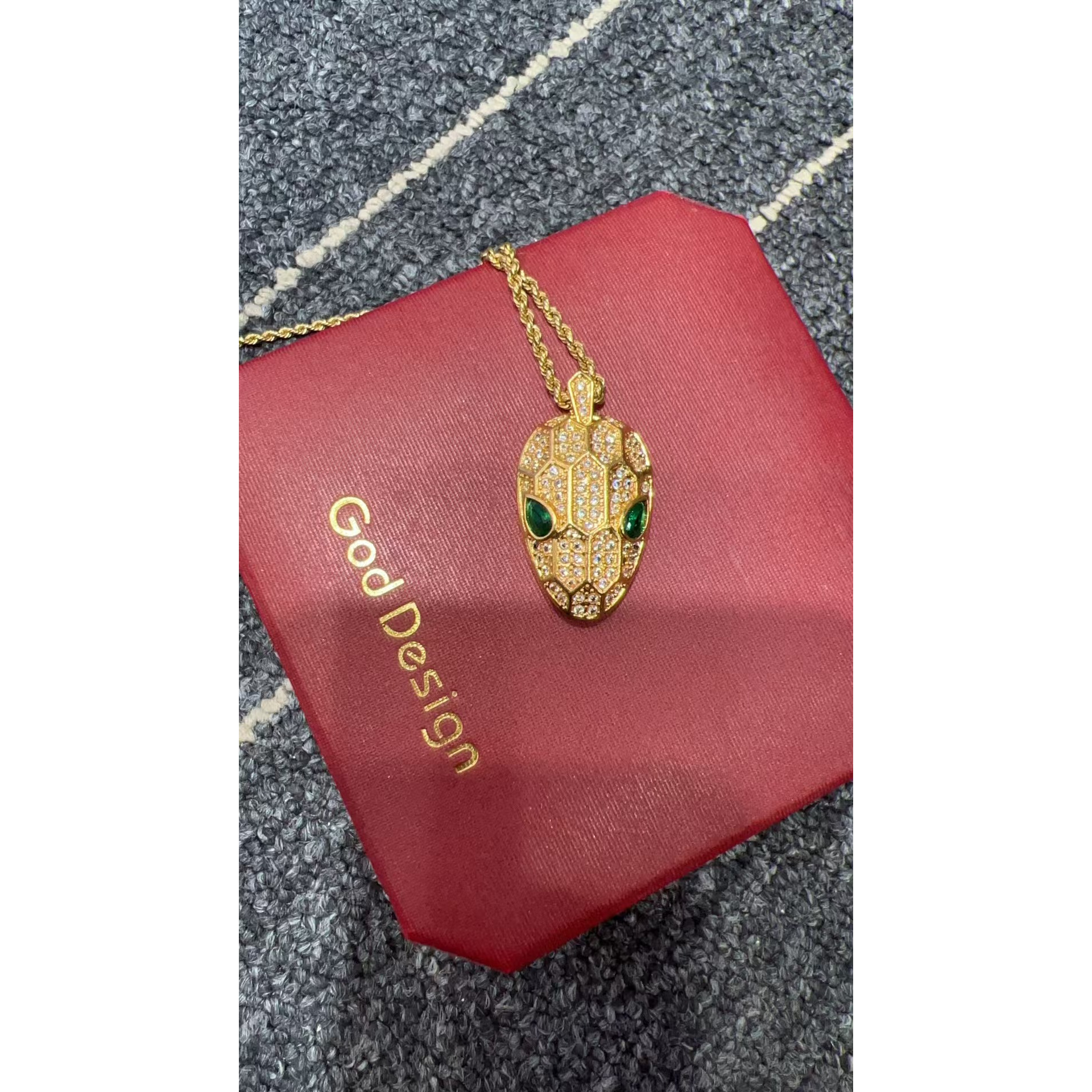 【柴柴专属】18k金黑玛瑙灵蛇绿色版（不含链）