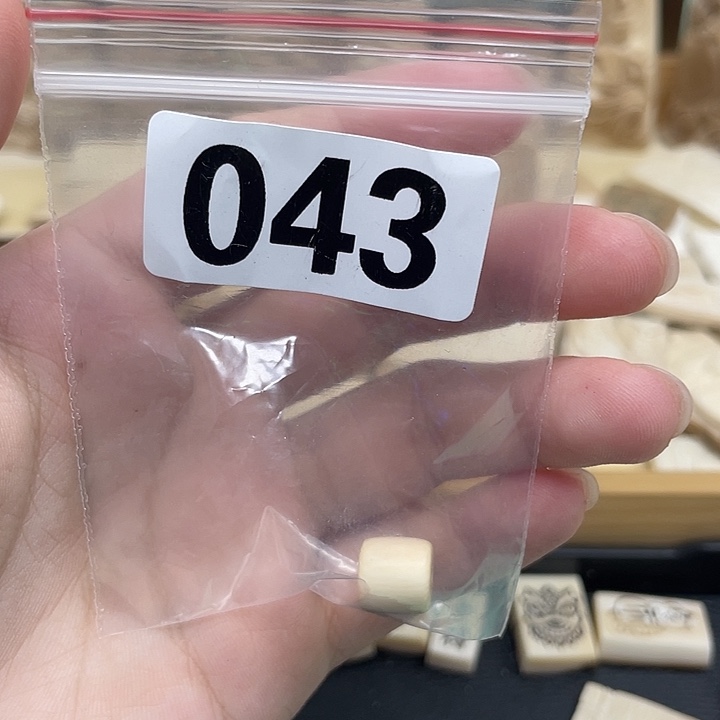 天然猛犸牙雕刻品