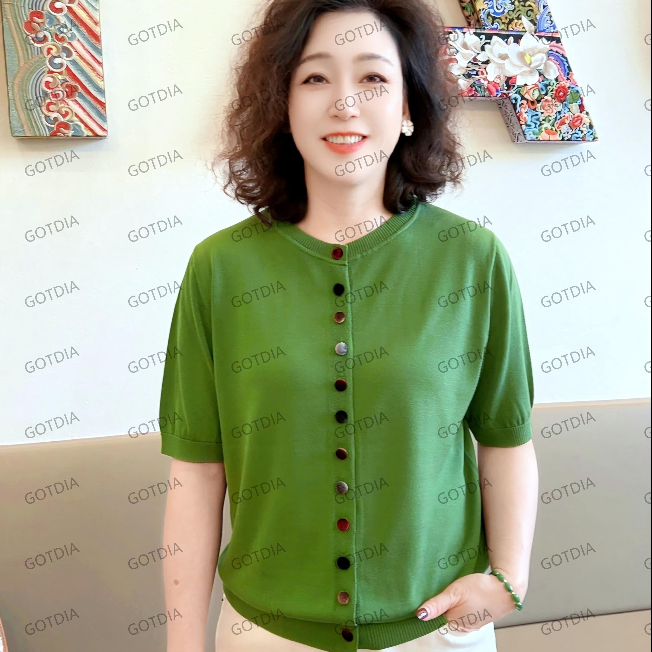 【清凉透气彩扣开衫】薄款莱赛尔天丝（2528）洋气时尚夏季宽松大码