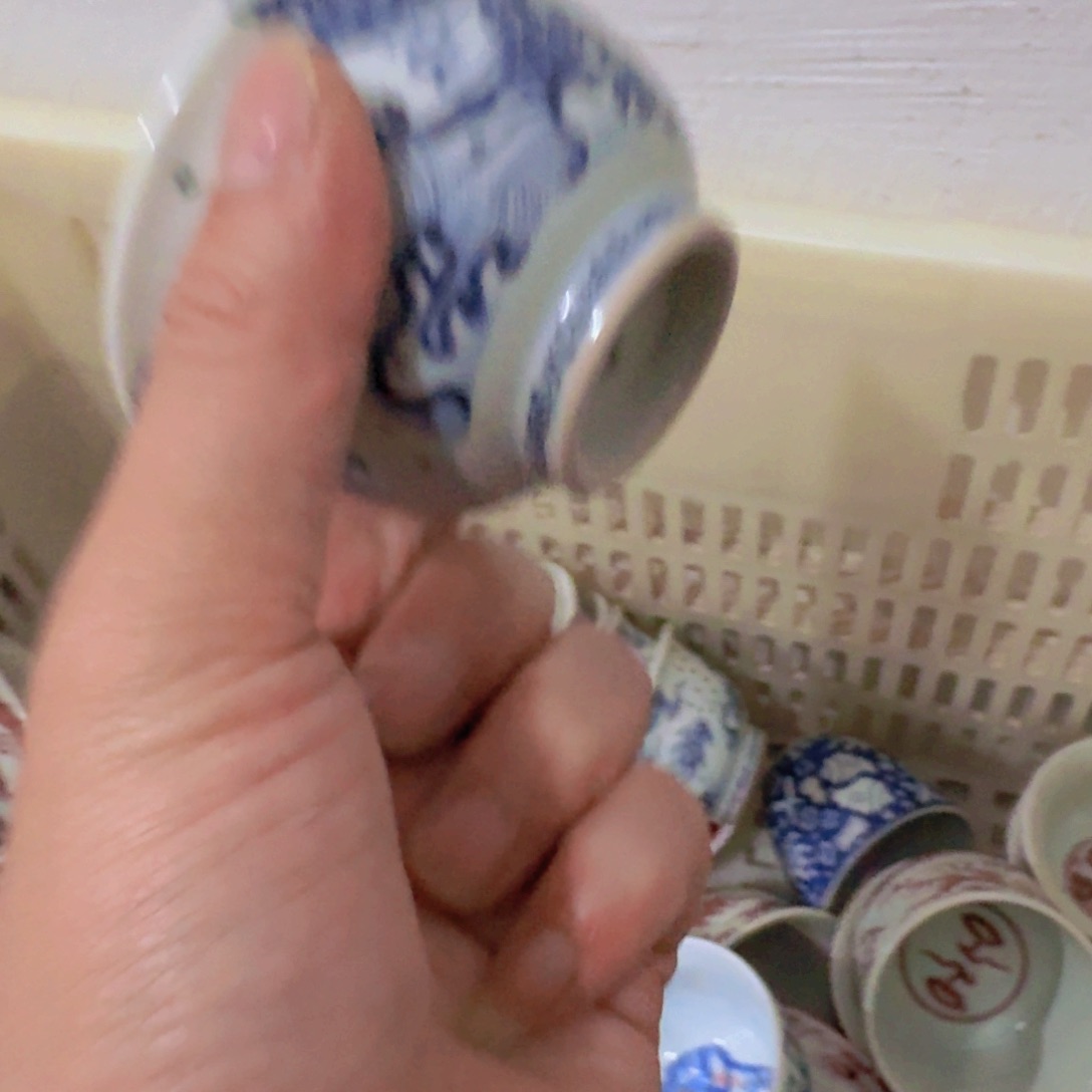 瓷片青花海水龙压手杯景德镇