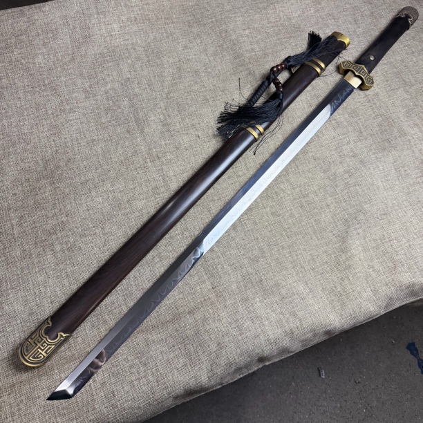 3890 龙泉昊天宝剑唐横刀黑檀木T10烧刃铜装未开刃