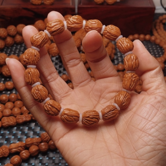 桃核手串龙纹桃核