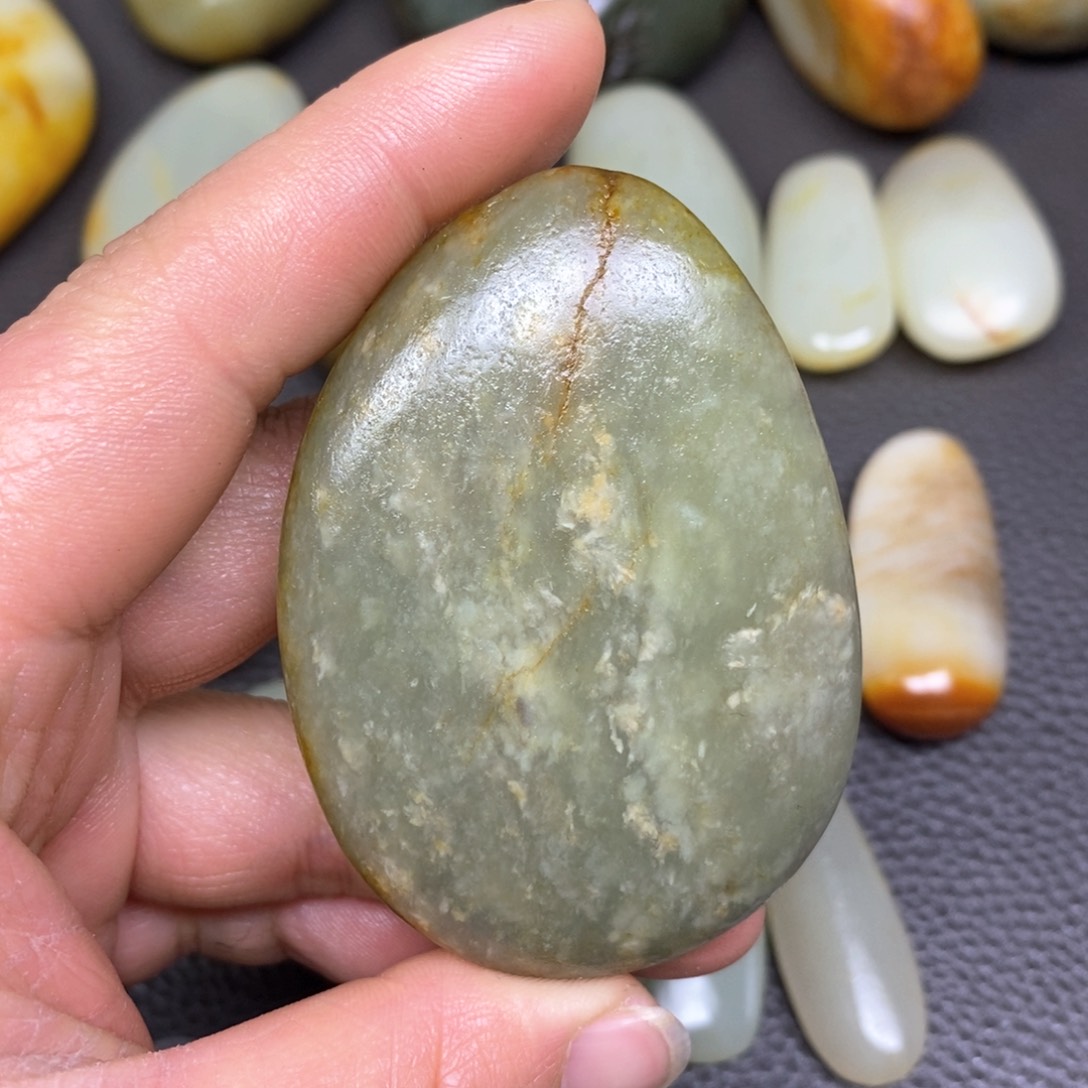 和田玉挂件^_^未镶嵌