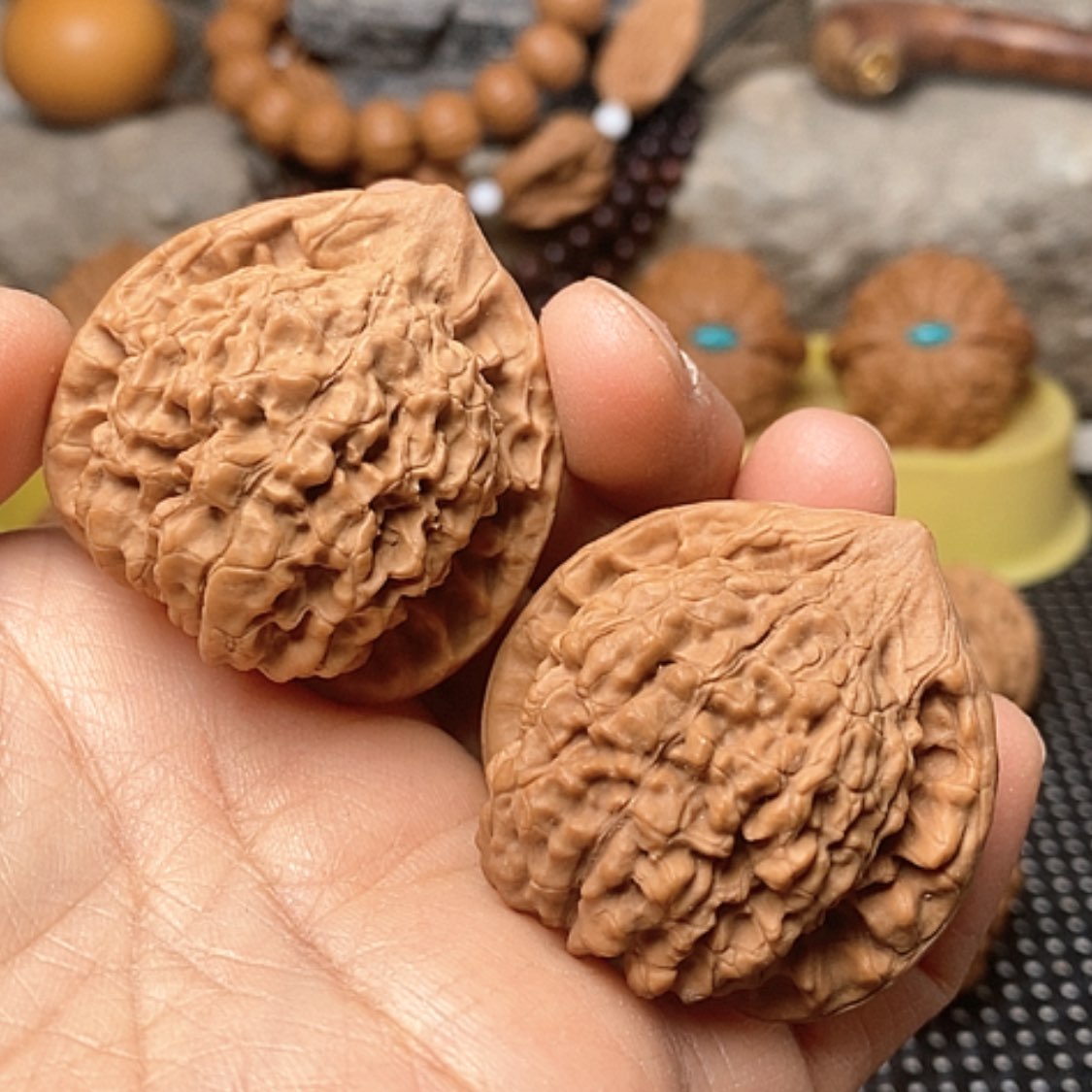 【闪购商品】文玩核桃把件40官帽全品练手对