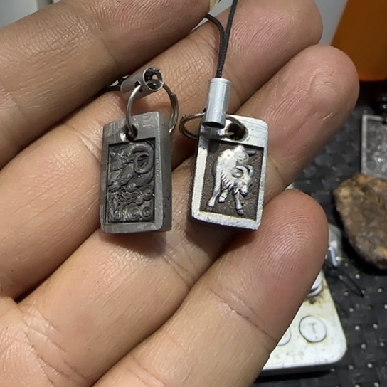 伽***蓝花岗石铁合金两个羊