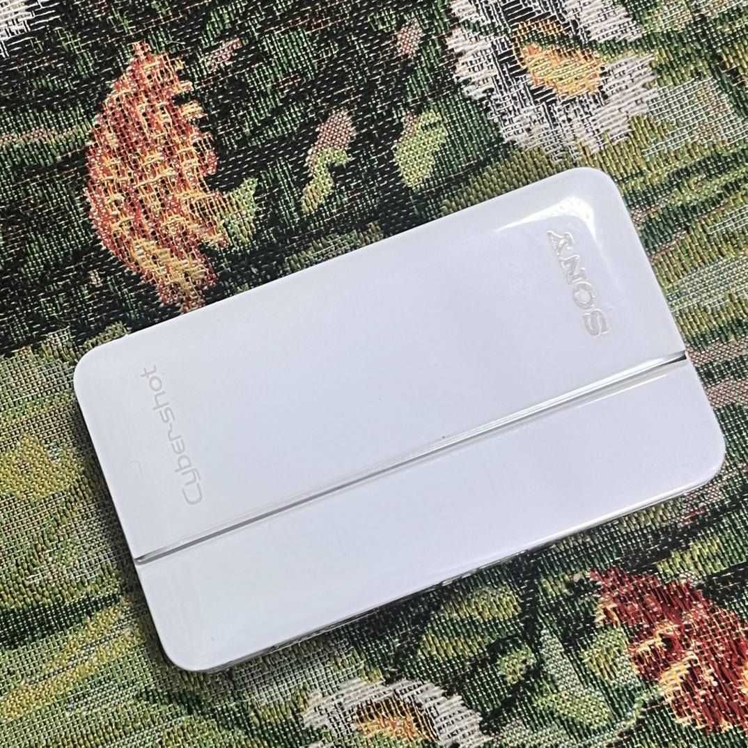 9新 Sony/索尼 tx66 奶白色 1800w像素高清ccd数码相机