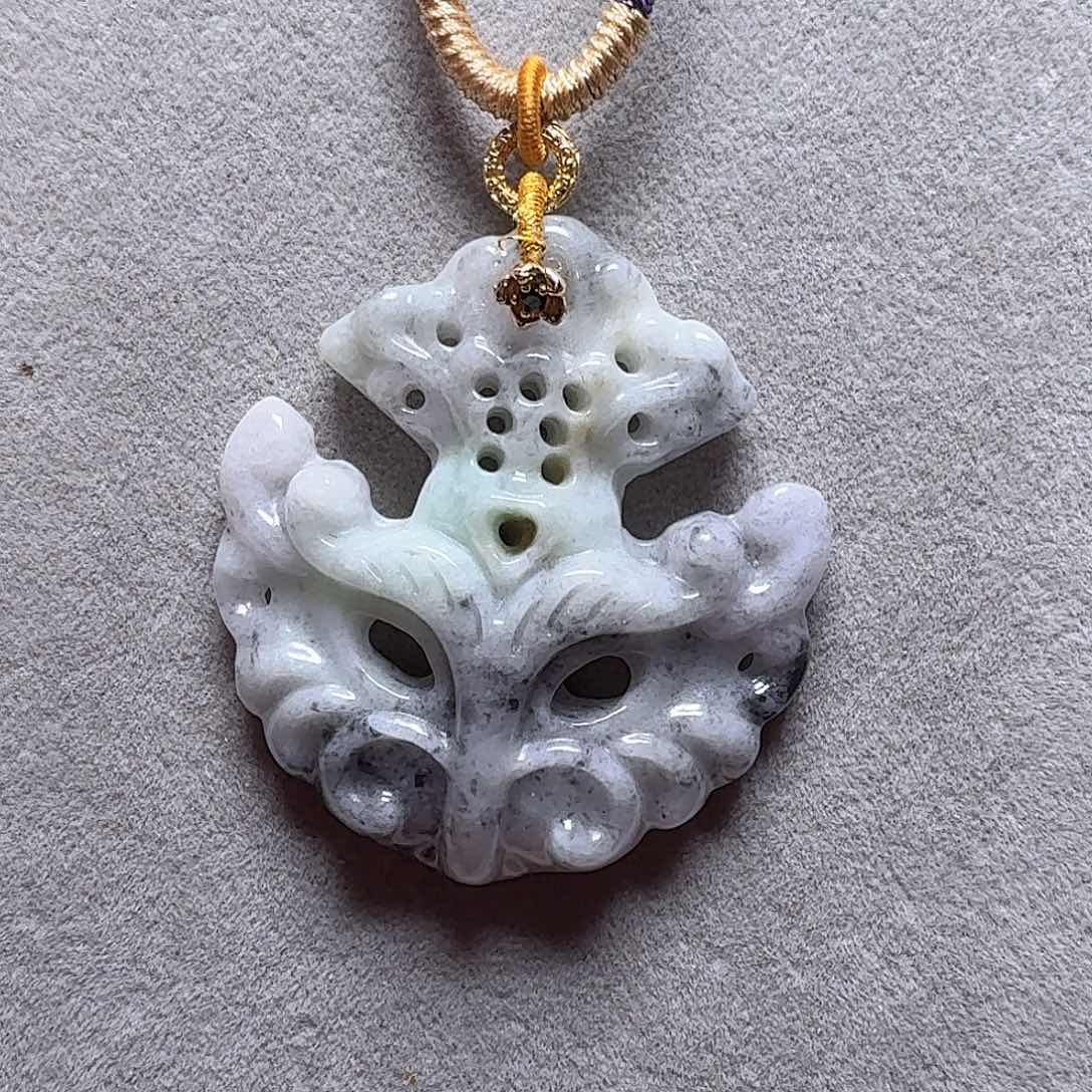 吊坠(赠链)未镶嵌翡翠