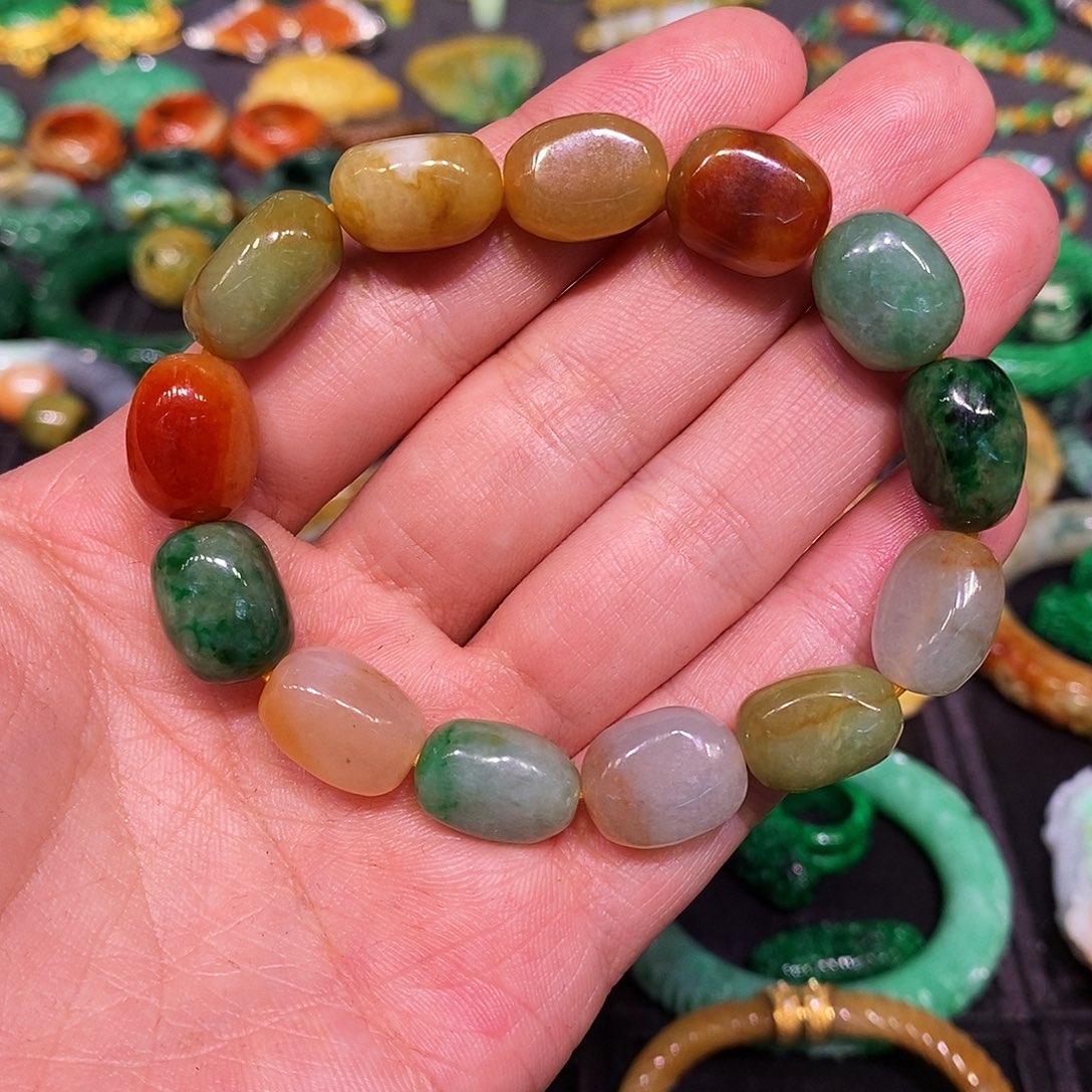 那***伤翡翠未镶嵌手链翡翠