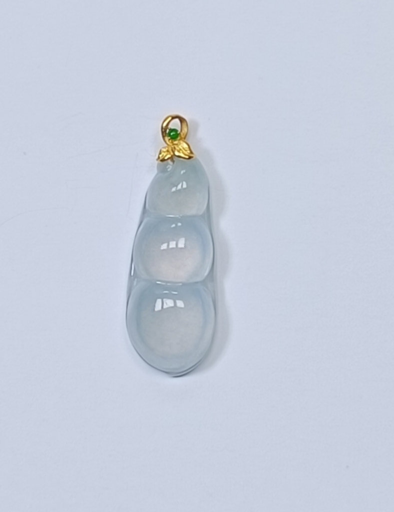 天然缅甸翡翠a货18k金镶嵌豆子吊坠
