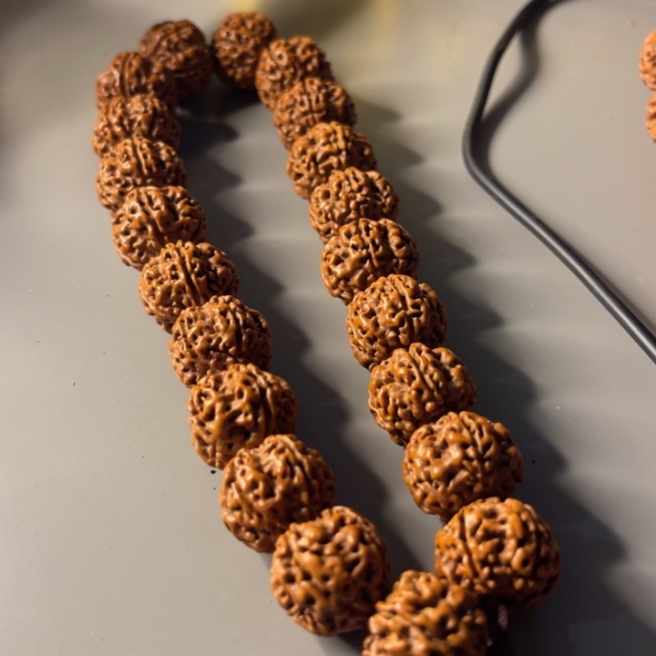 金刚菩提手串原生态大金刚手持，21颗，尺寸17，对孔15