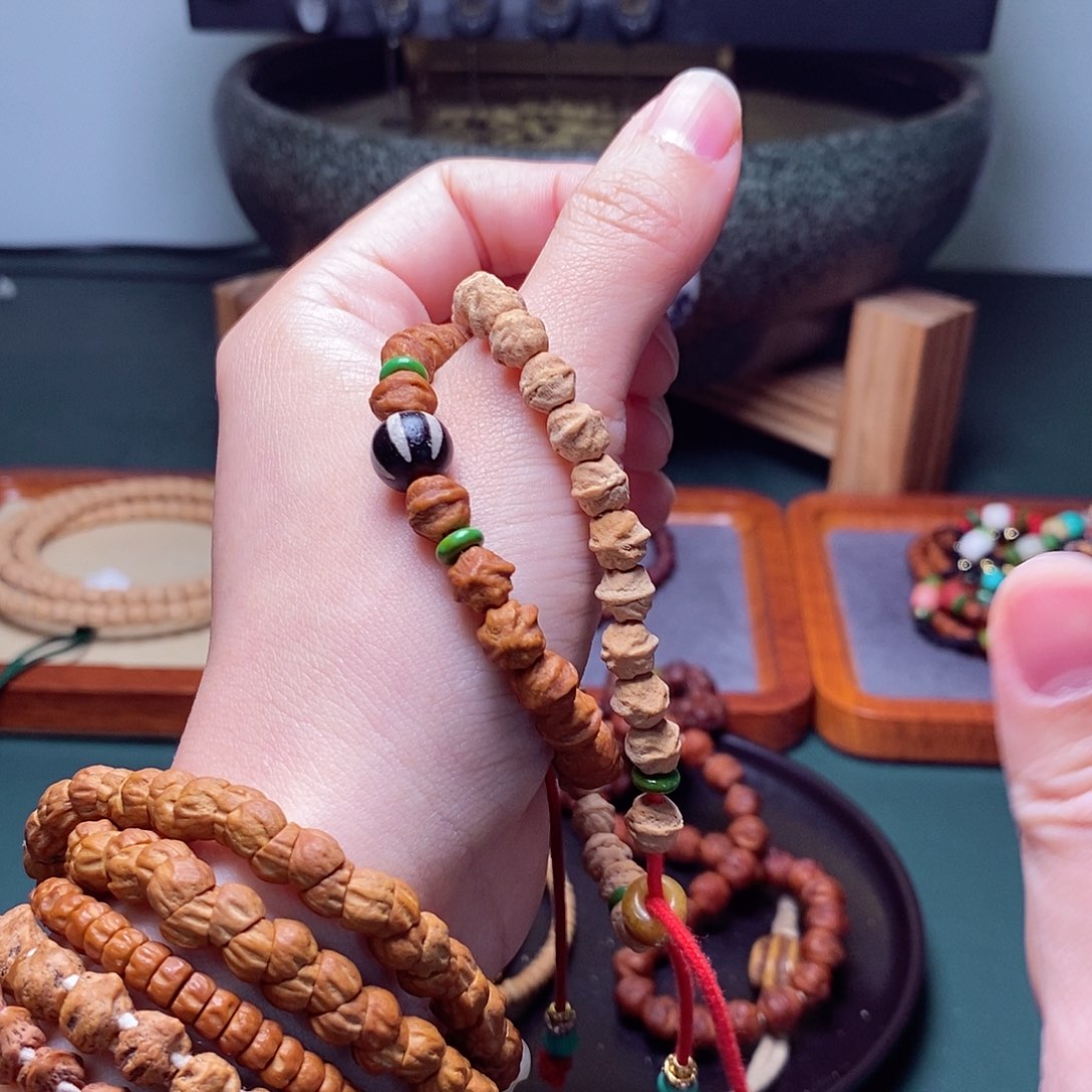 柏香籽/百香籽吊坠187.7绝世