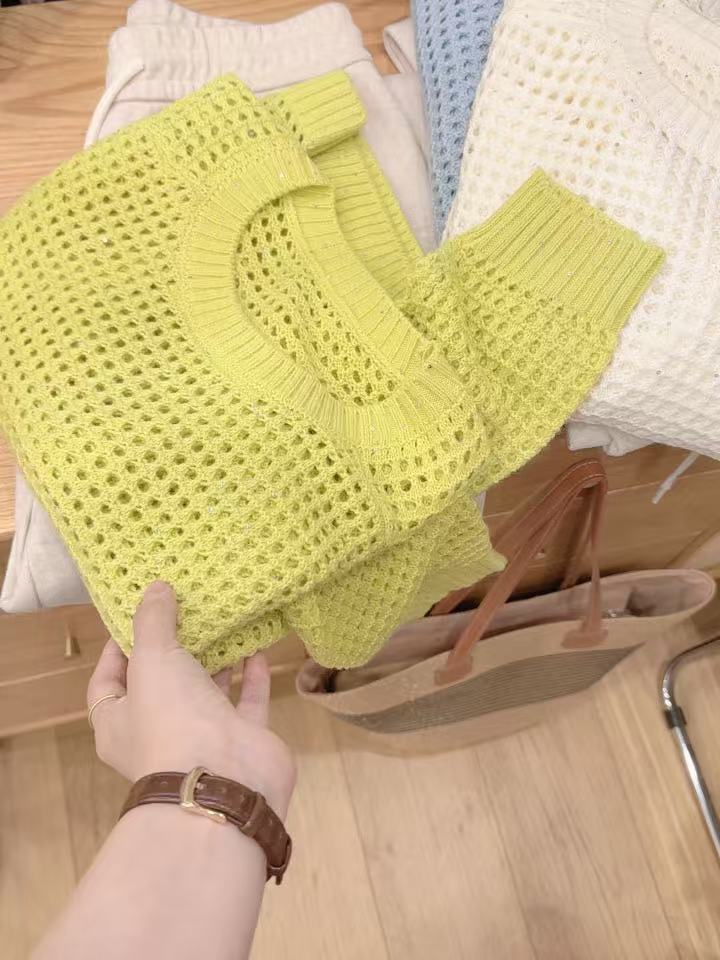 七言家巨好看！ins穿搭#浅绿镂空亮片插肩毛衣3339