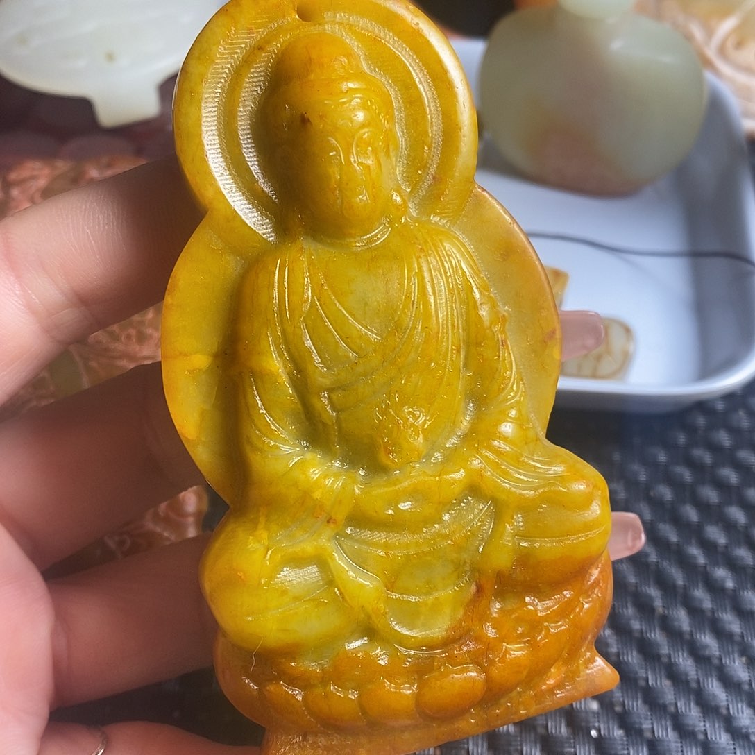 岫玉未镶嵌珠宝奇石