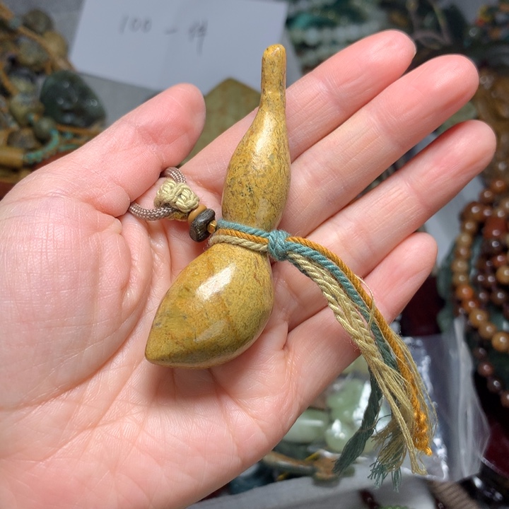 岫岩河磨玉（透闪石质玉）手把未镶嵌