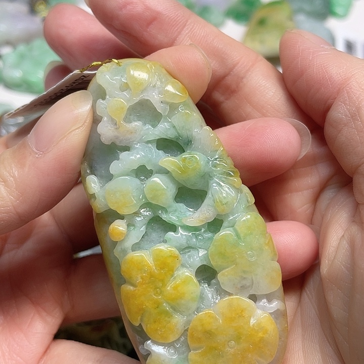 定制翡翠未镶嵌翡翠