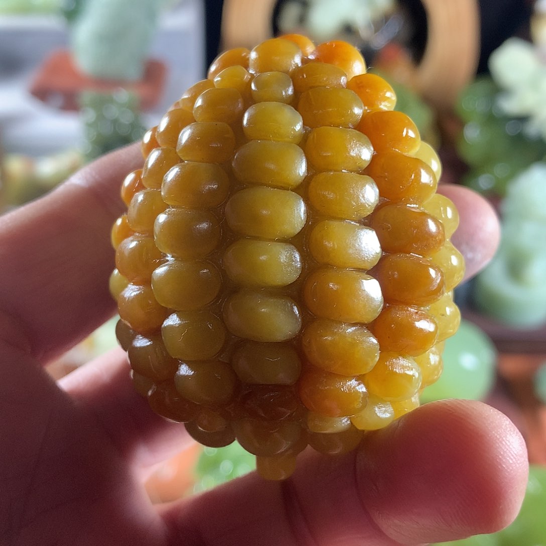 岫玉手把件未镶嵌