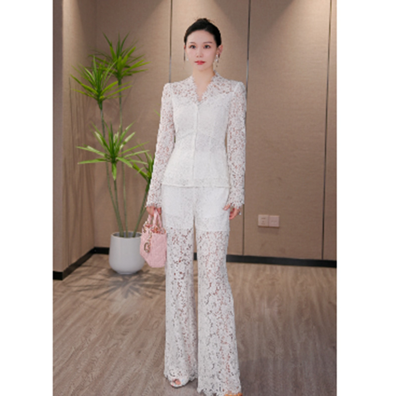 白色轻奢设计感蕾丝时尚提花名媛阔腿长裤镂空