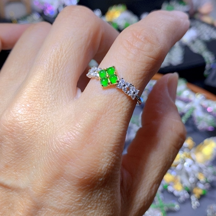 翡翠戒指银S925镶嵌天然翡翠