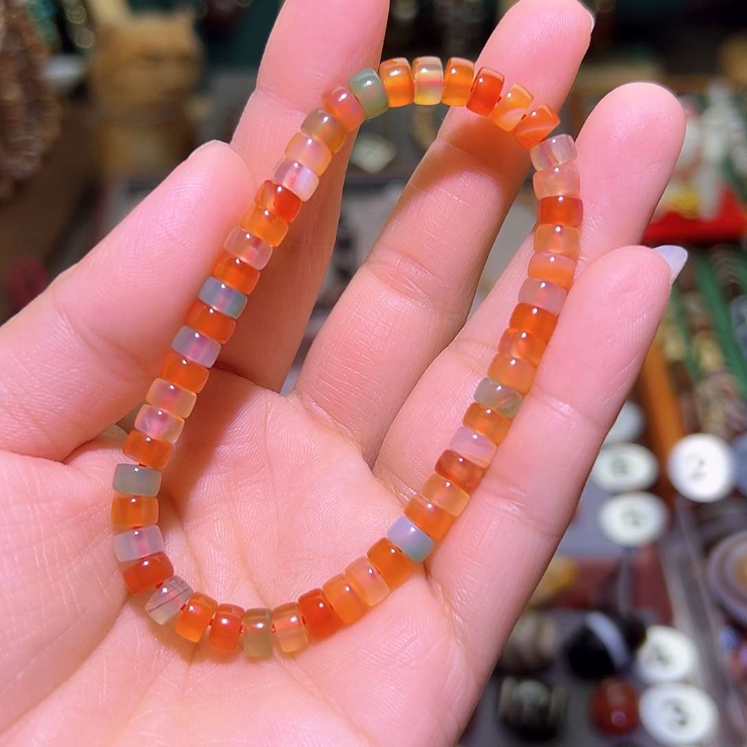 玛瑙/玉髓手串未镶嵌