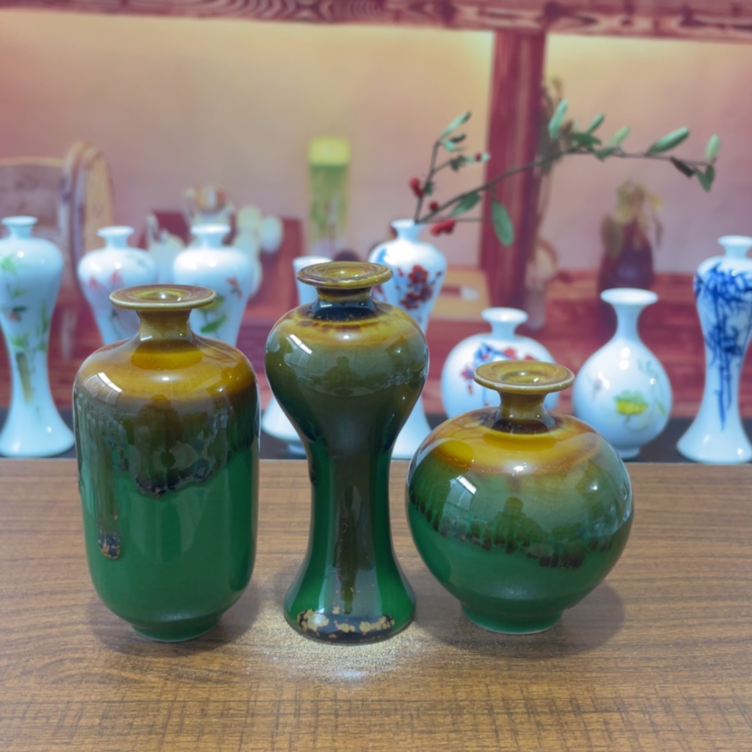 陶瓷景德镇小花瓶等着你