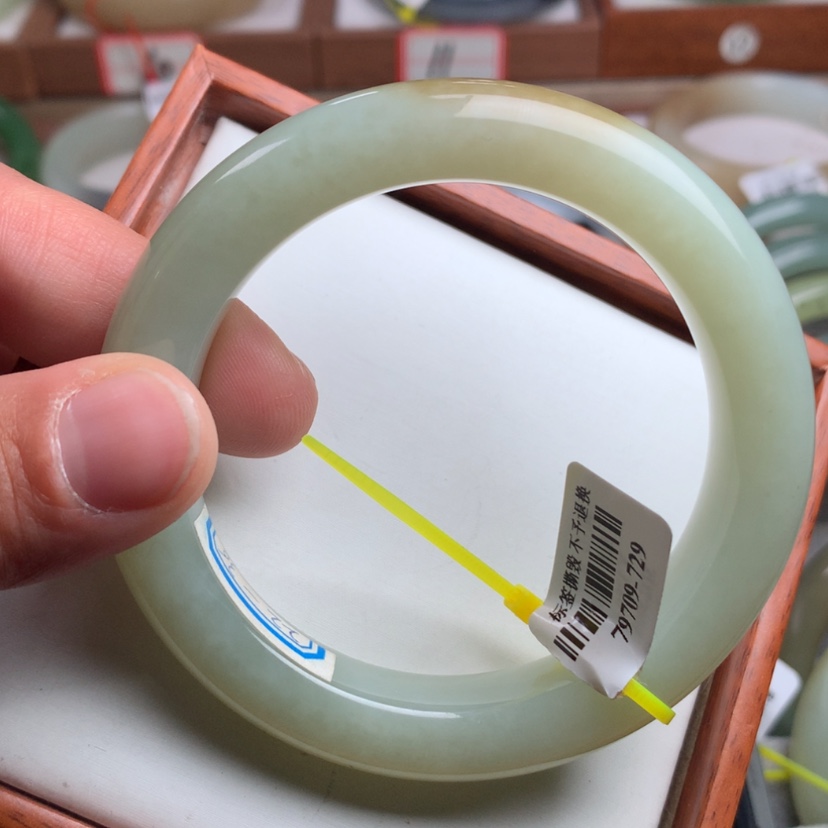 【闪购商品】和田玉手镯未镶嵌58.2