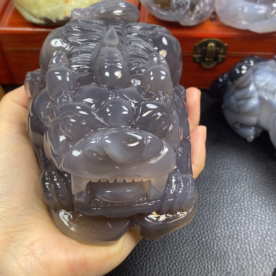 晓***升玛瑙/玉髓未镶嵌摆件