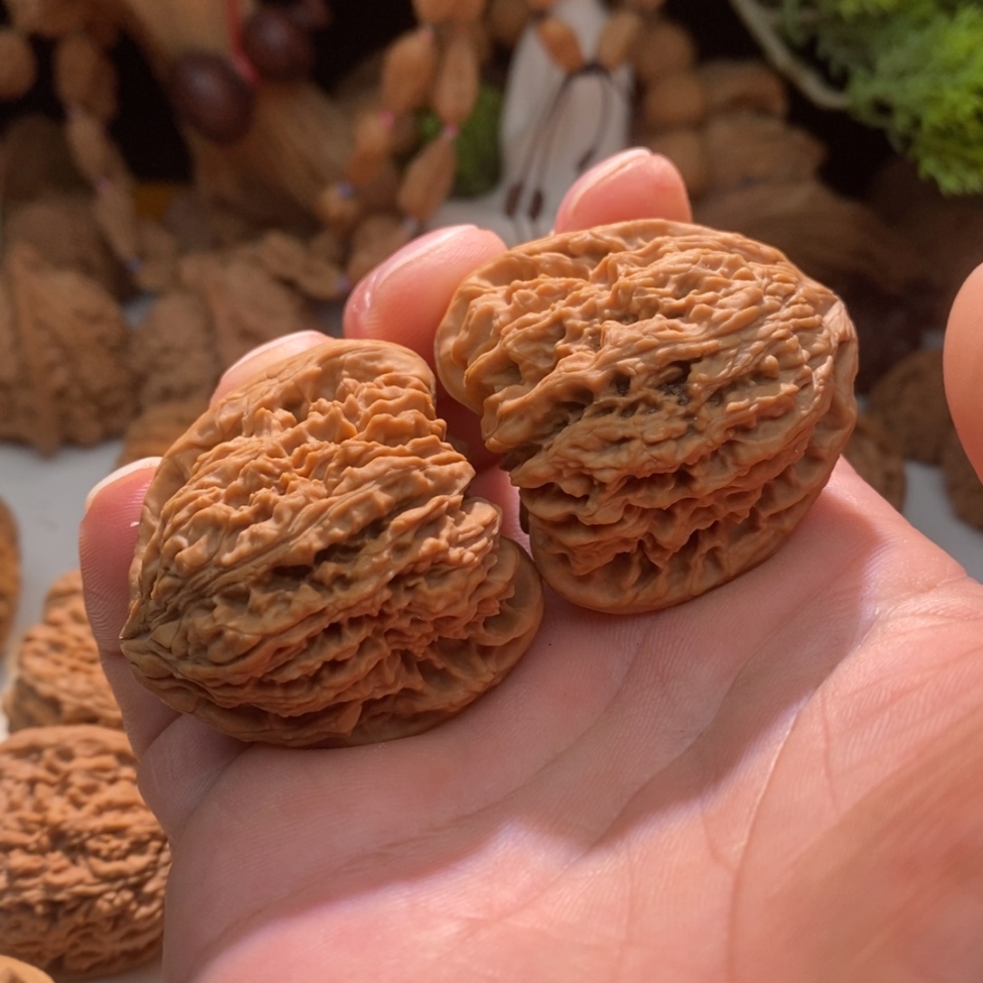 胖***儿吊坠文玩核桃逐鹿拉丝南将石41+