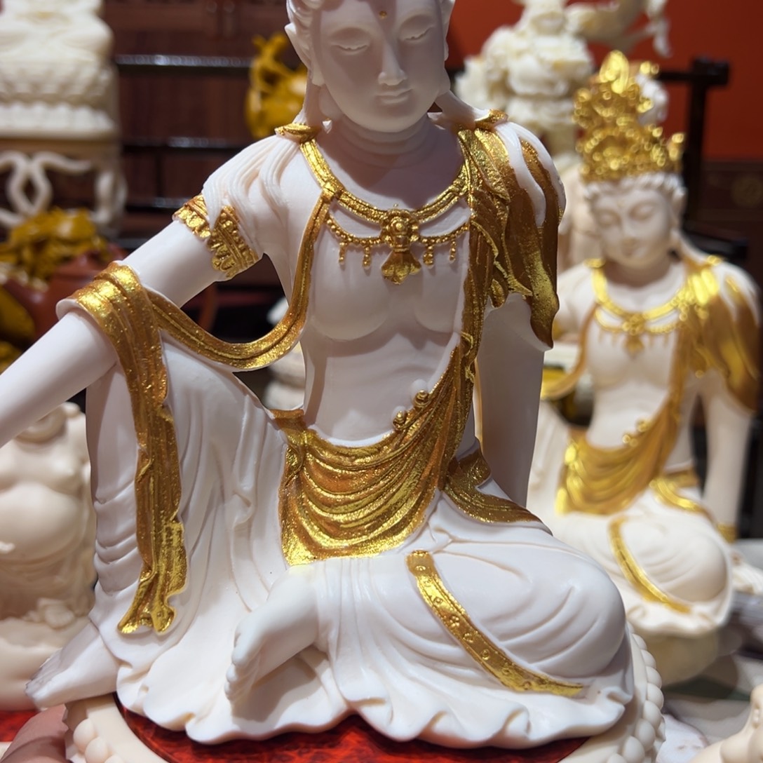 陶20公分观自在加大号莲花底座