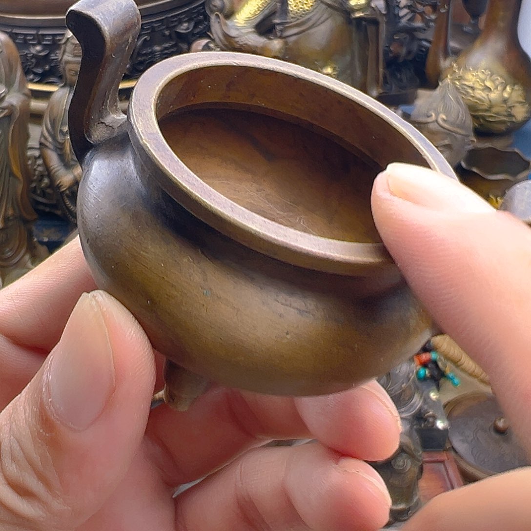铜工艺美术品等艺术品