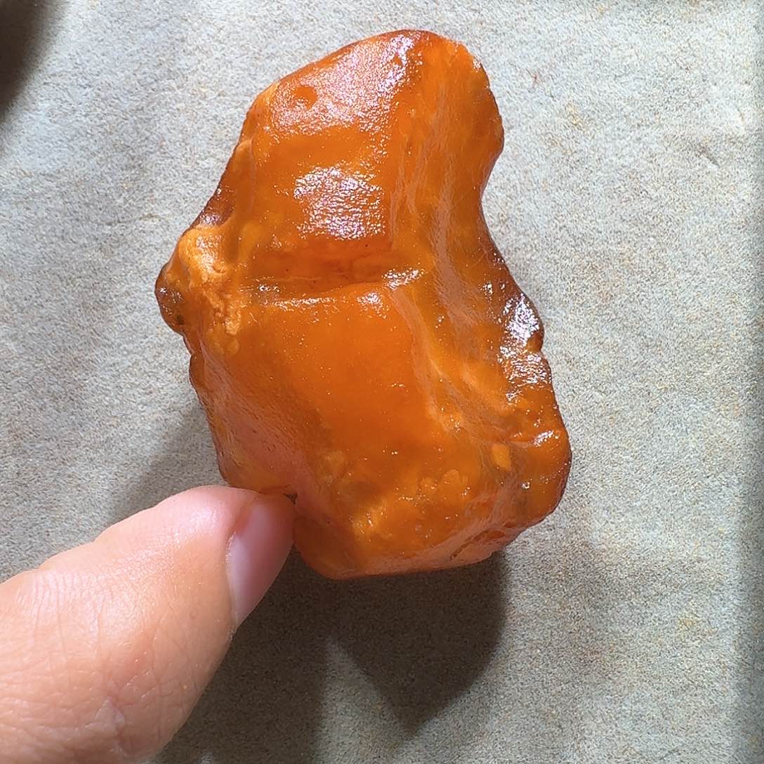 定制琥珀未镶嵌定制