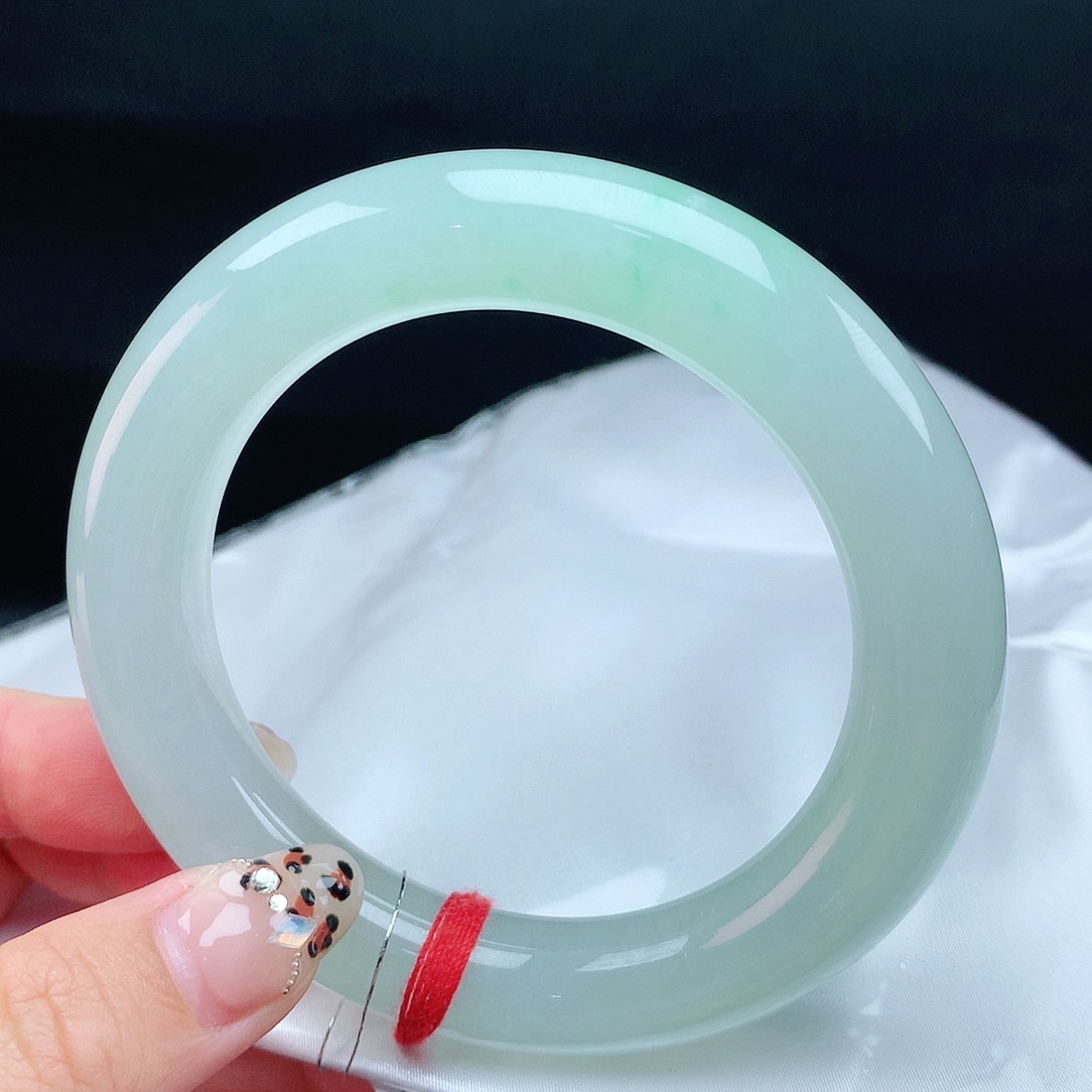 翡翠手镯未镶嵌58胖