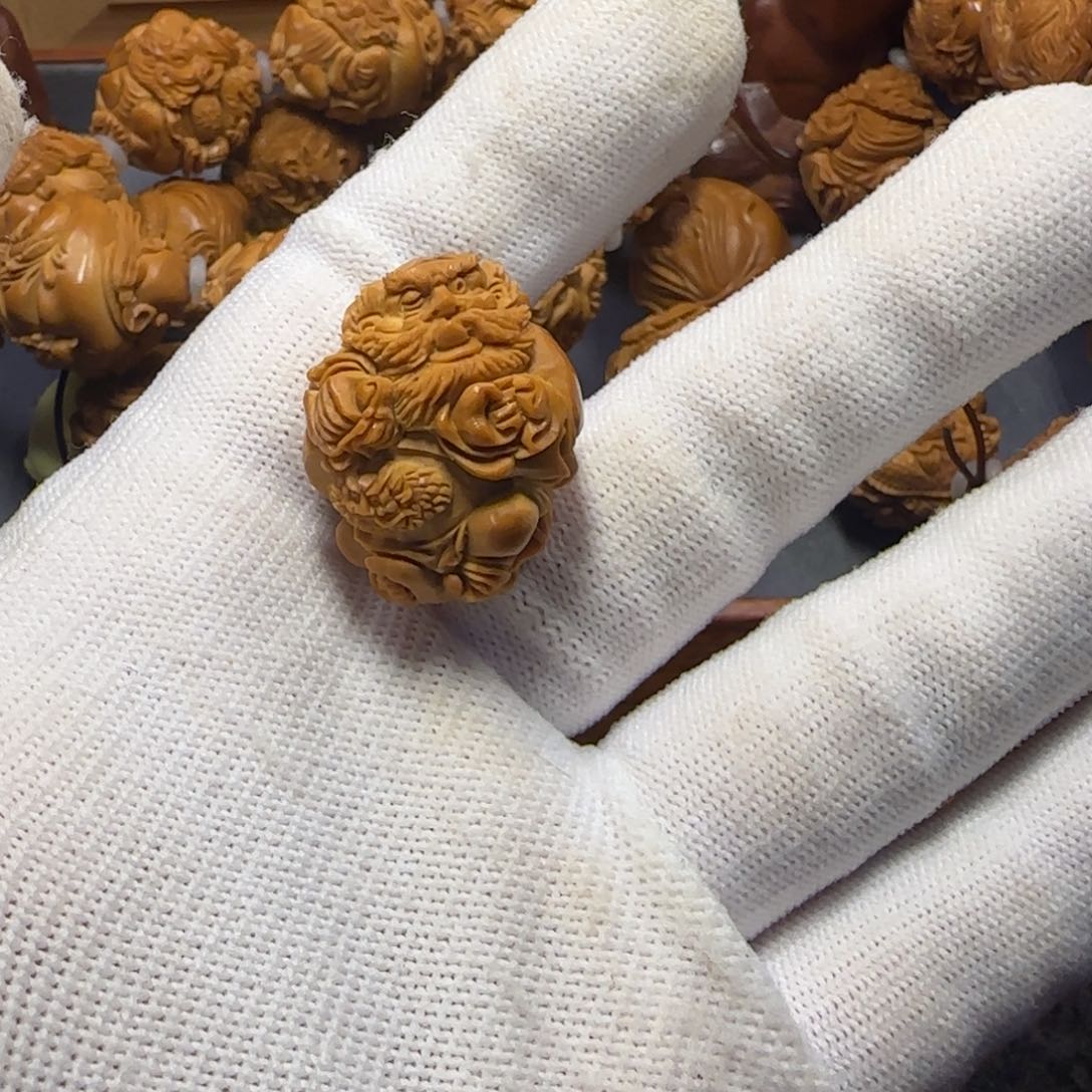 橄榄核吊坠F****c……………………