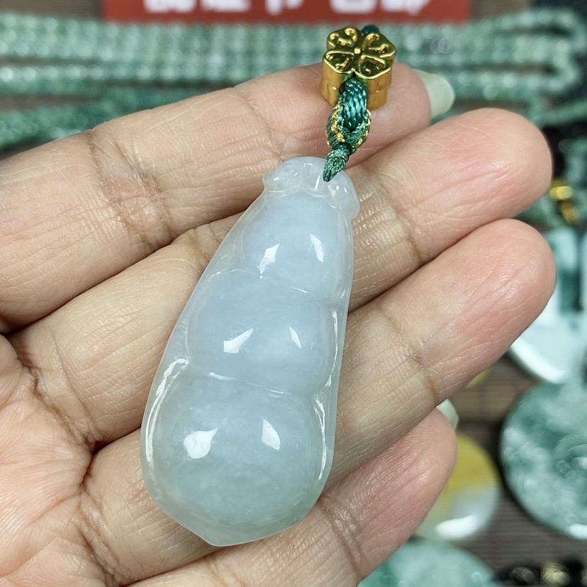 【闪购商品】翡翠颈饰未镶嵌玉吊坠翡翠玉福豆