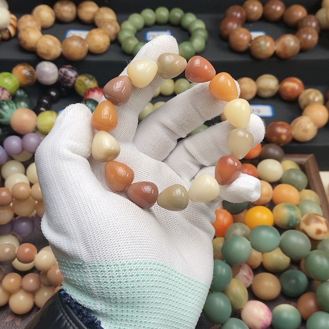 吊坠菩提根/象牙果15mm大水滴多宝