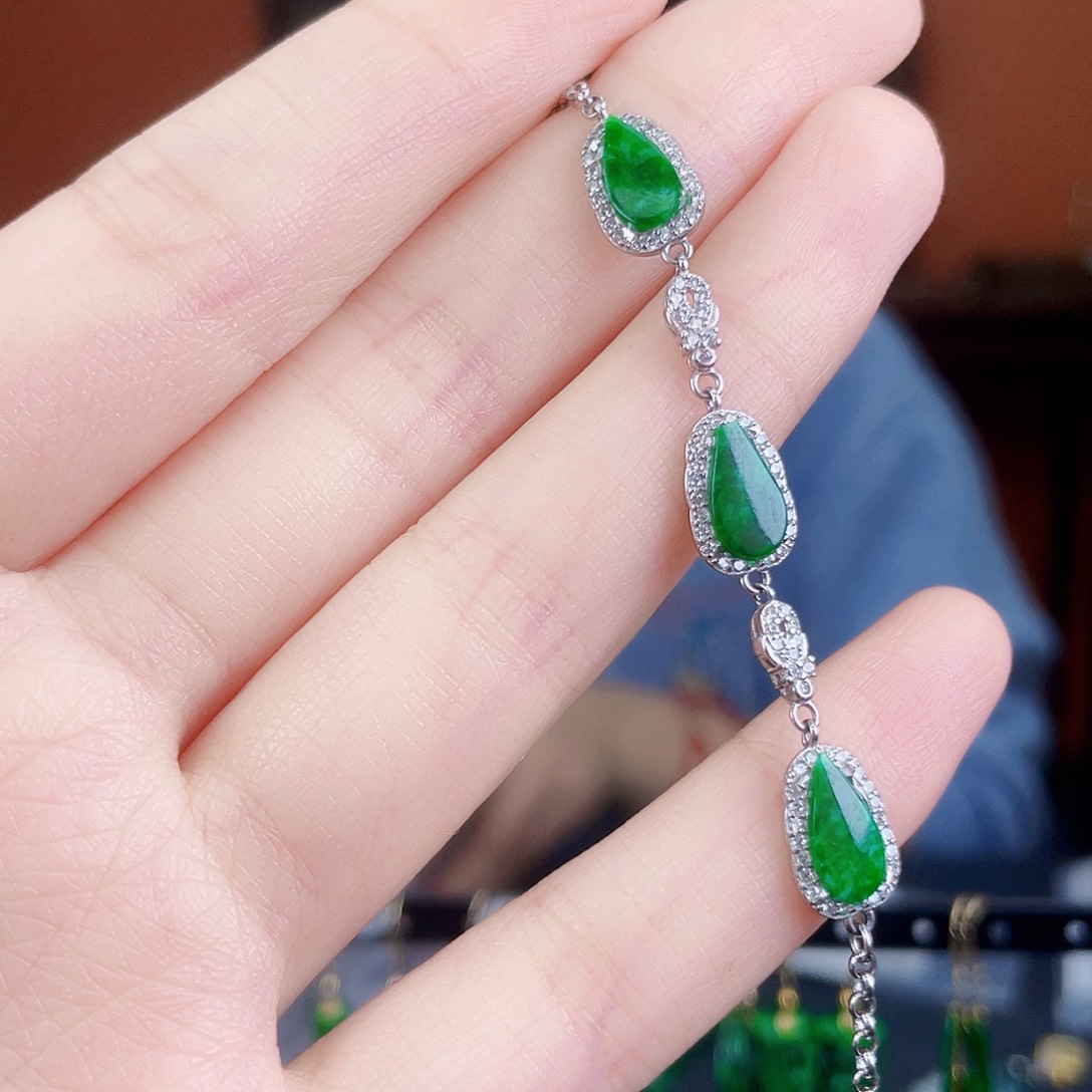 翡翠银S925镶嵌耳饰