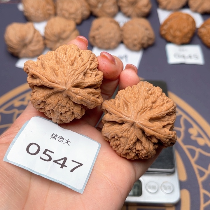 文玩核桃把件46大粗筋 0547