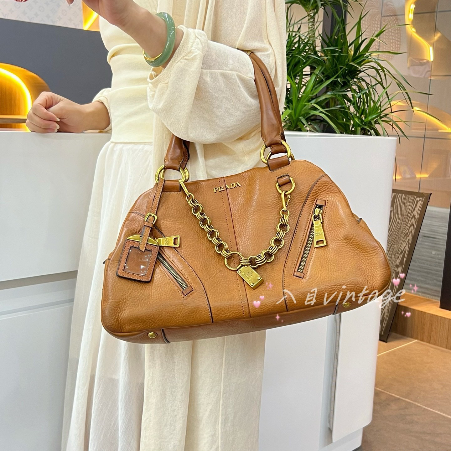95新 Prada/普拉达 入目 重工棕色金链手提包 50625
