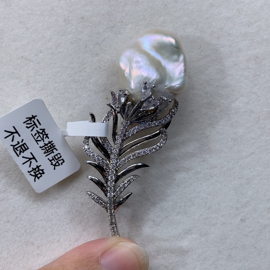 淡水珍珠胸针合金特价194