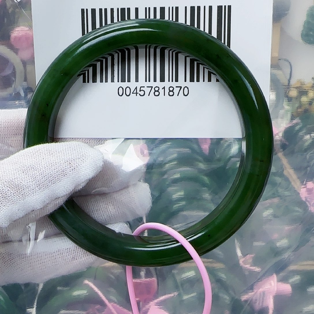 和田玉（碧玉）手镯未镶嵌包容64