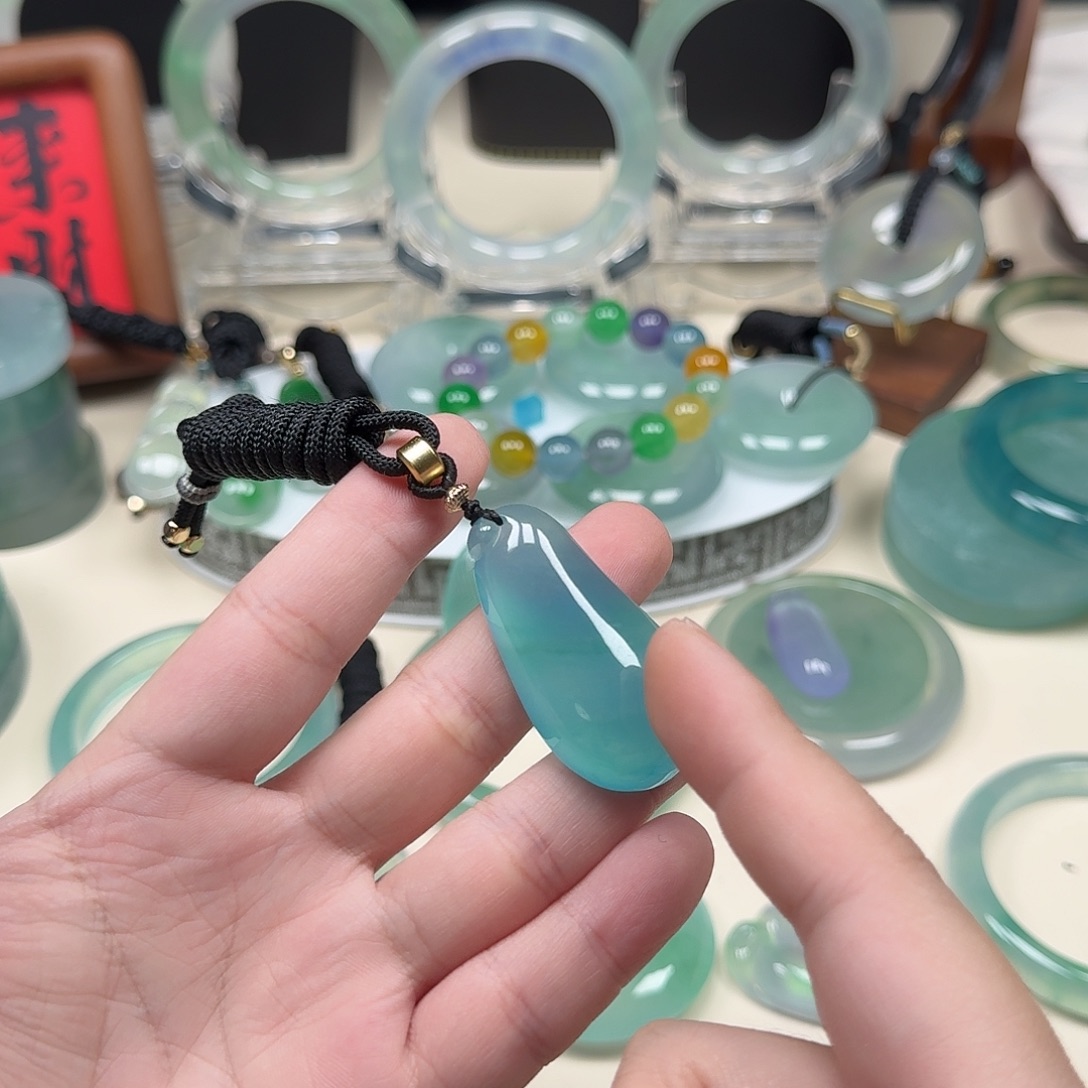 蔡***3珐琅非金属完美蓝色福瓜