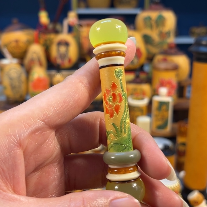 大叶紫檀（黑酸枝木类）