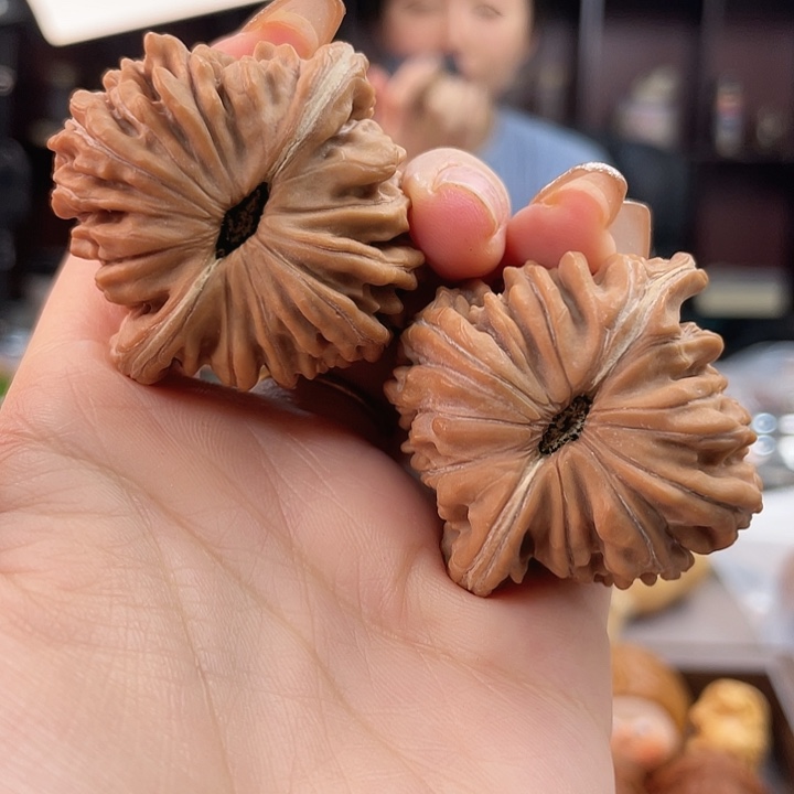 把件文玩核桃果*儿四座楼