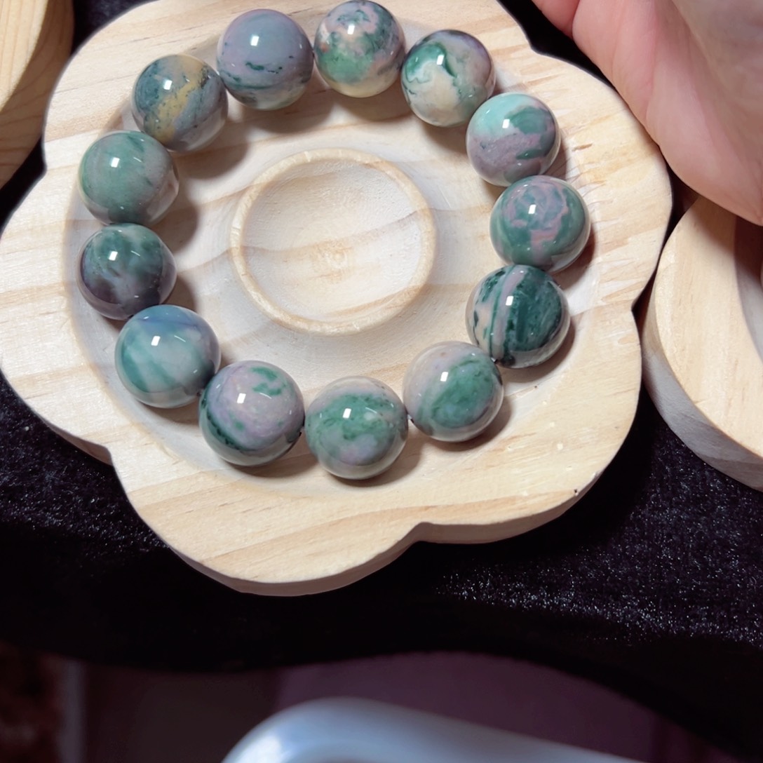 噢***乖石英质玉手链未镶嵌169