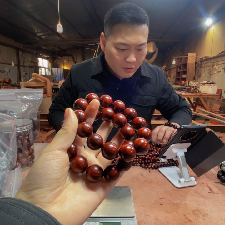 檀香紫檀（小叶紫檀）鑫**油1.8顶泥满星