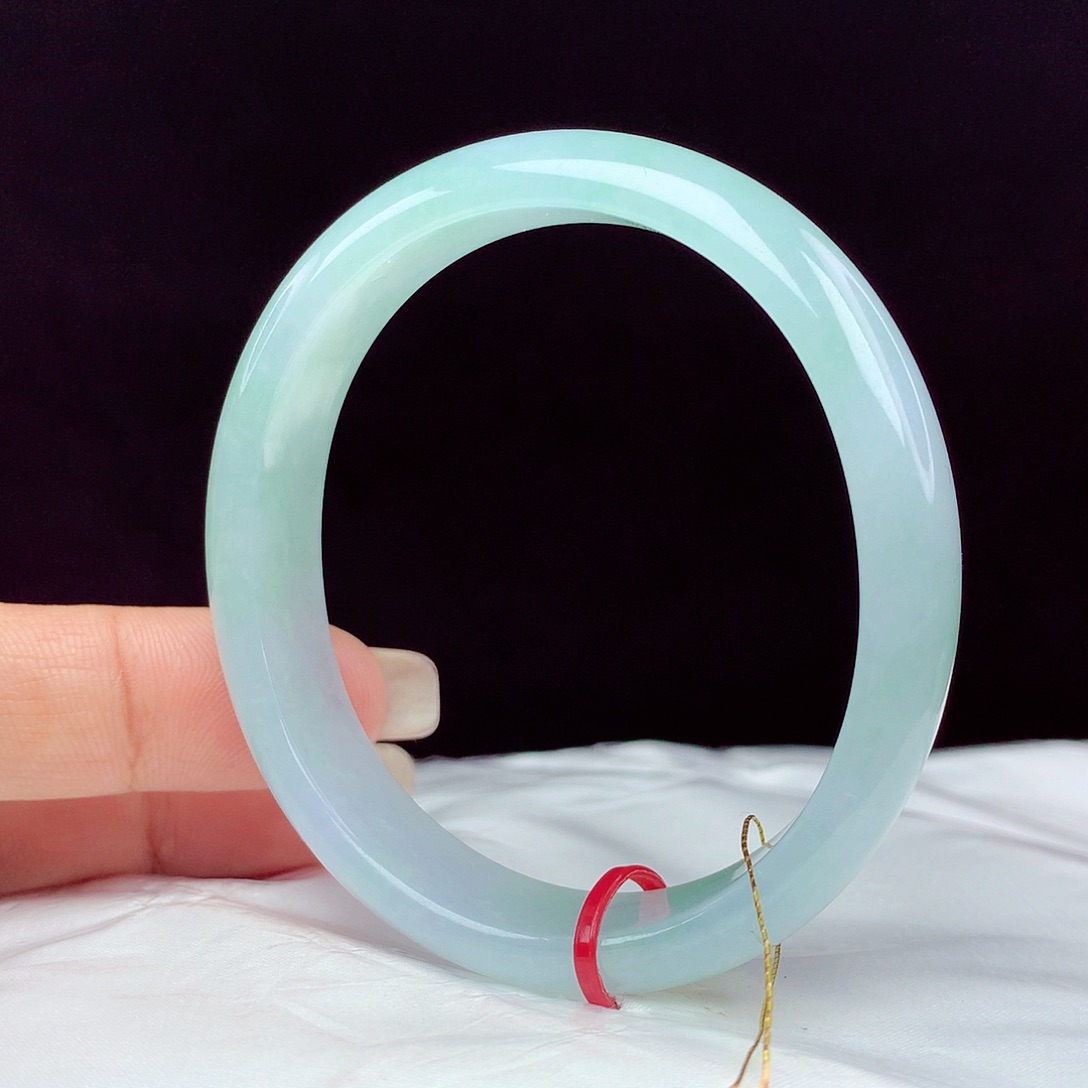 翡翠手镯未镶嵌55圈贵妃 0343